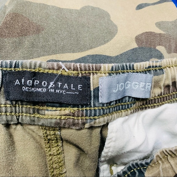 Aeropostale Camo Joggers - Picture 3 of 4